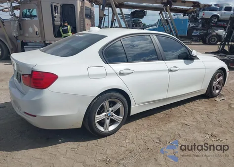 2015 BMW 320I xDrive z USA, uszkodzony, nr VIN WBA3C3C58FK201748